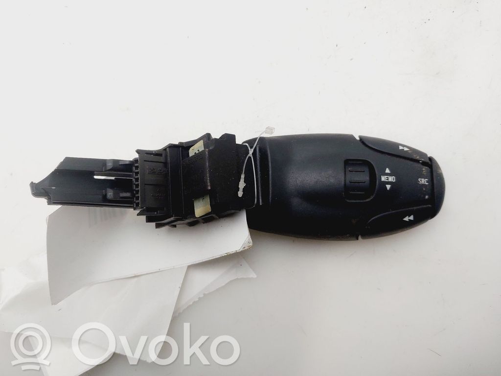 Citroen Xsara Mando de control del sonido 