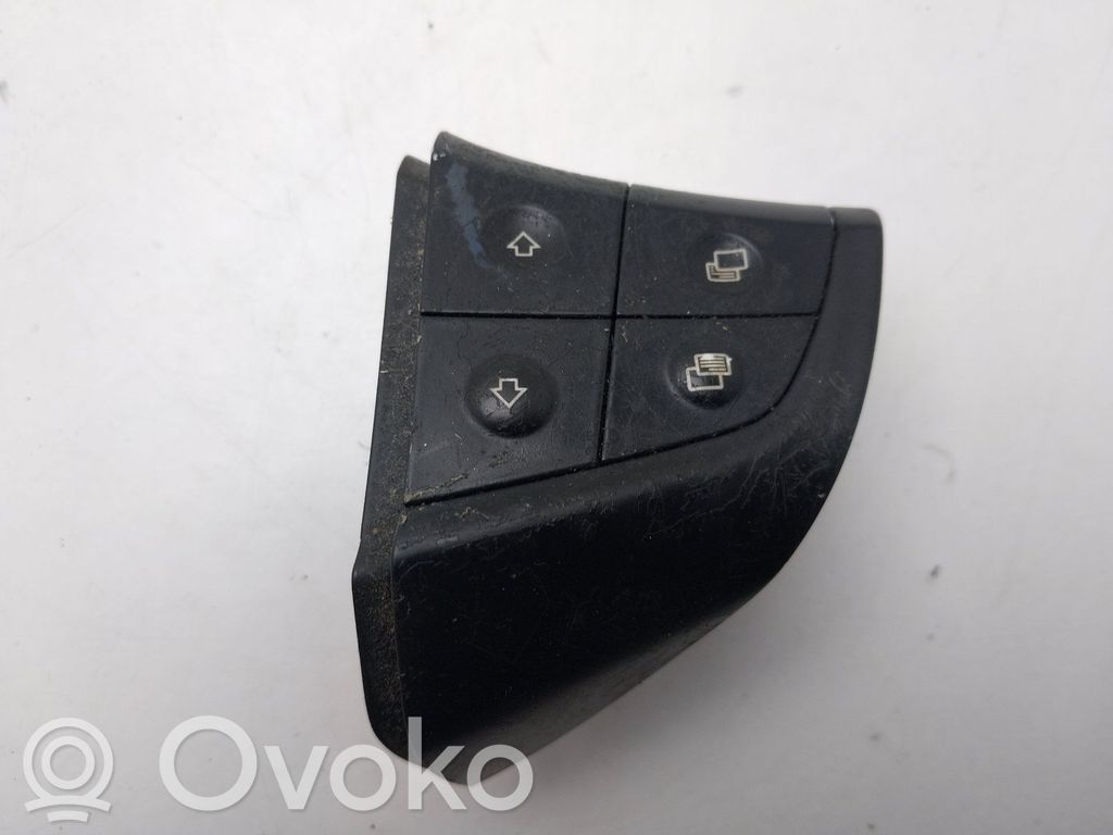 Mercedes-Benz B W245 Interruptor de control multifunción 