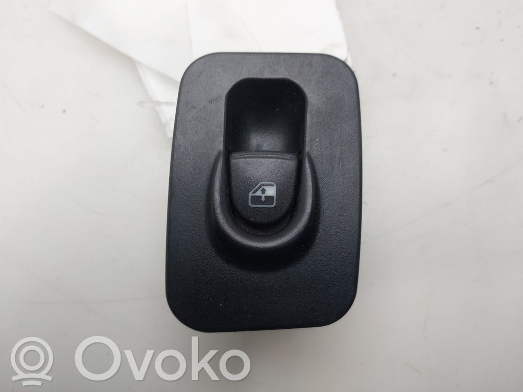 Lancia Ypsilon Electric window control switch 