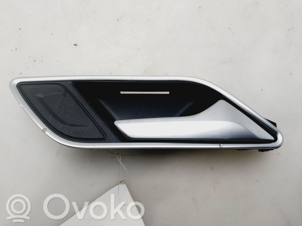 Audi A3 S3 8V Manecilla interna puerta trasera 