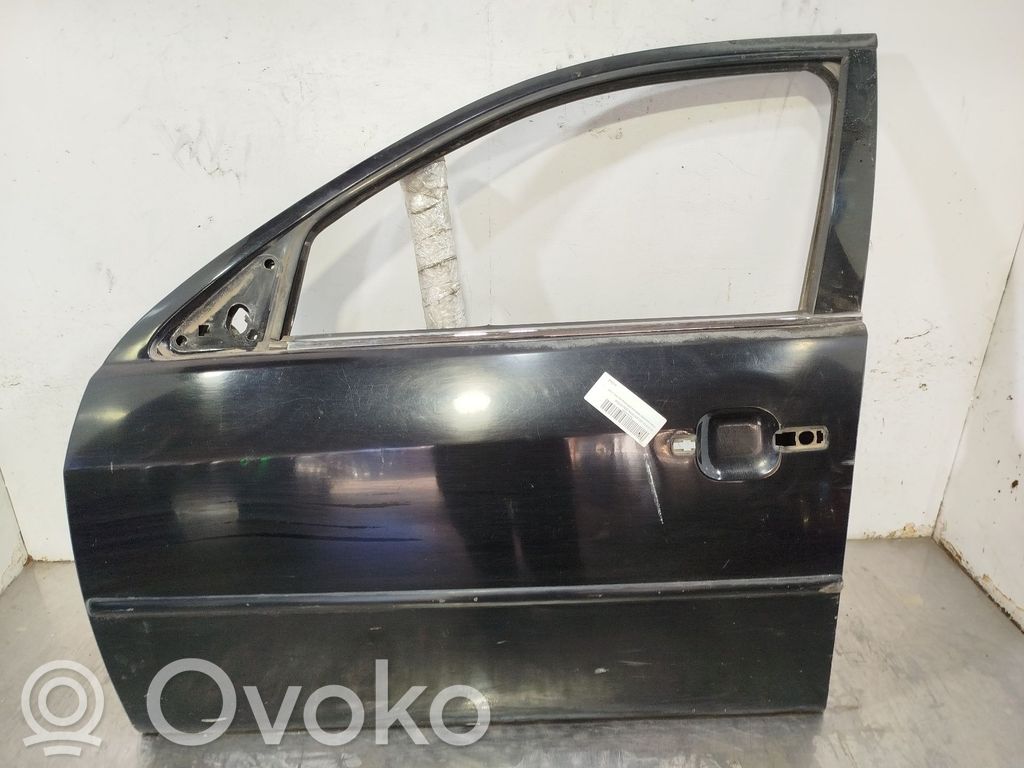 Ford Mondeo Mk III Puerta delantera 