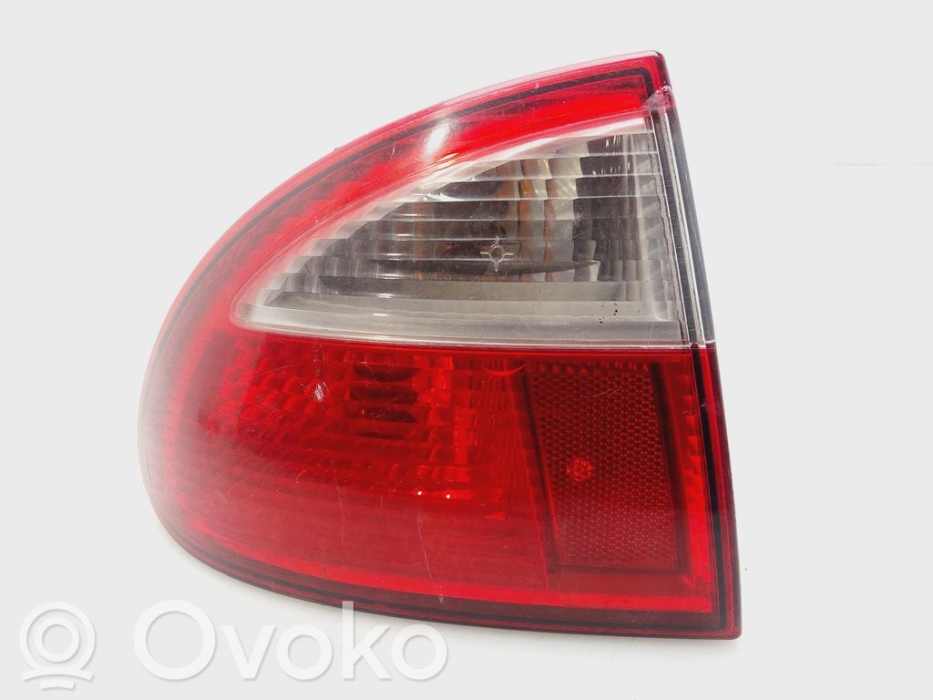 Seat Leon (1M) Luci posteriori 