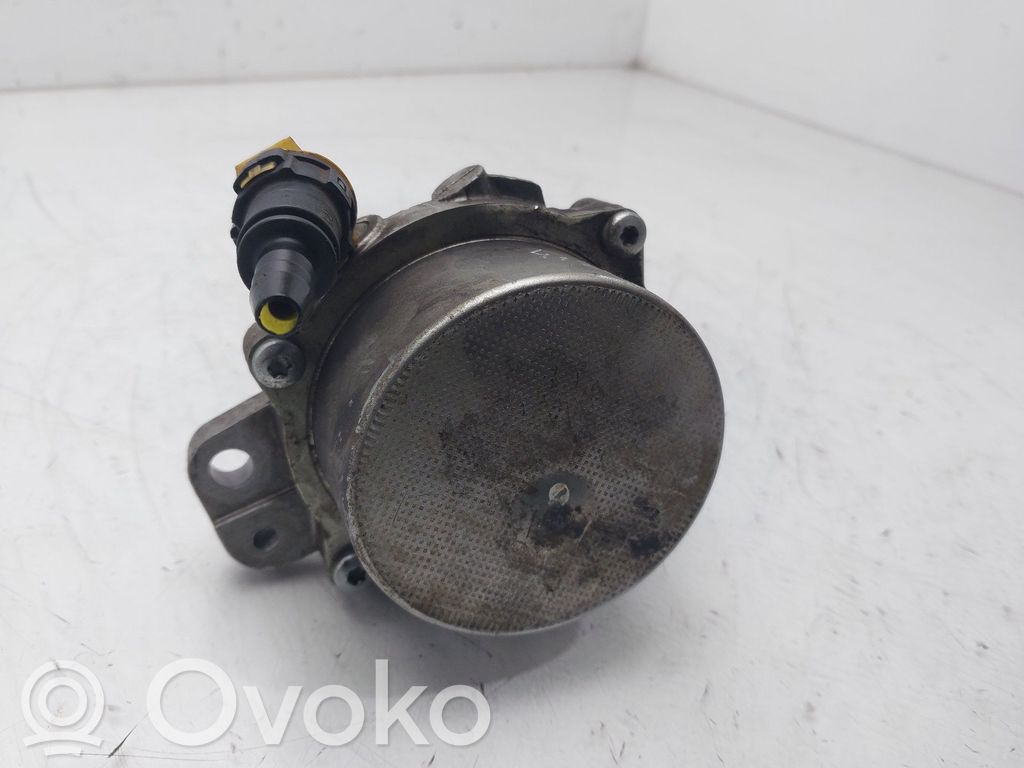 Opel Corsa D Pompa a vuoto