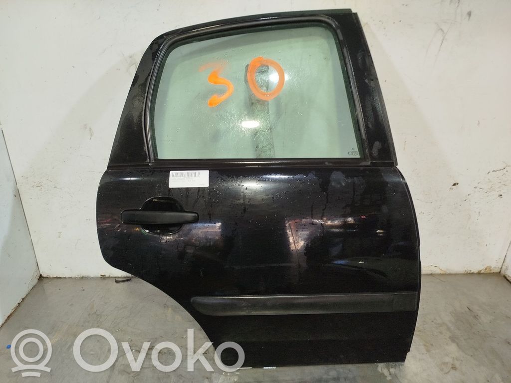 Galinės durys   9008Q5