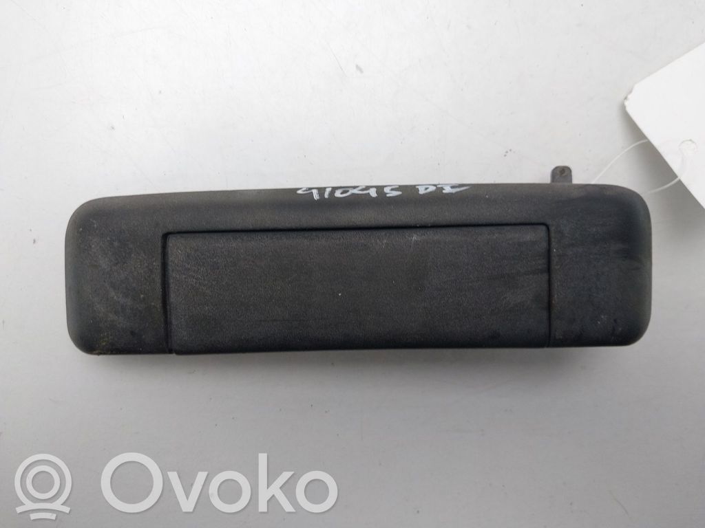 Renault 19 Klamka zewnętrzna drzwi przednich 