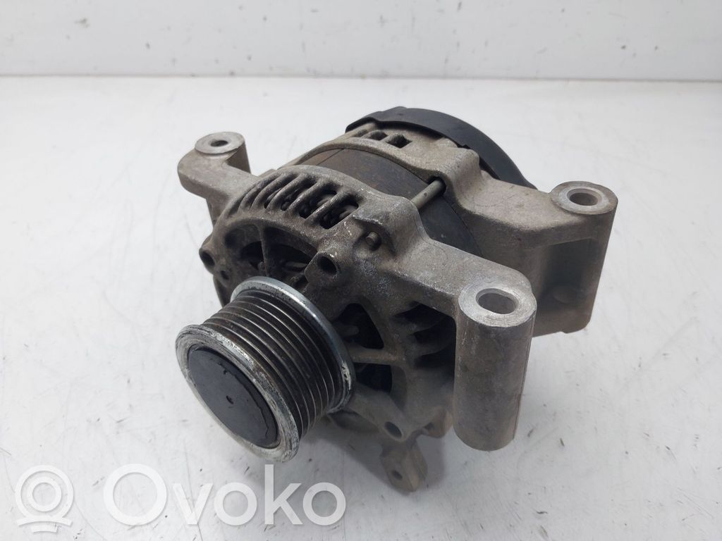 Toyota Avensis T270 Generator/alternator 
