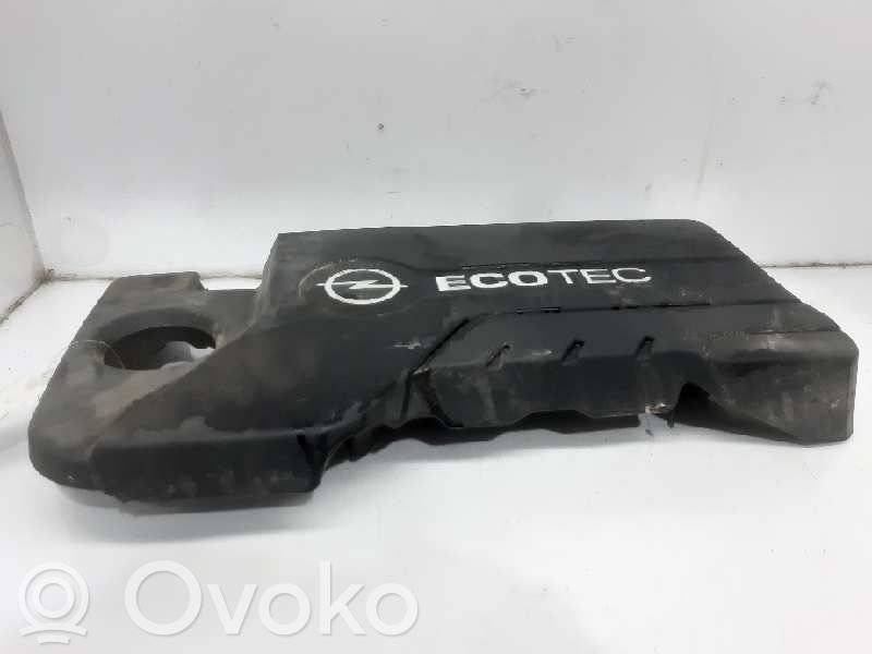Opel Corsa E Motorabdeckung 