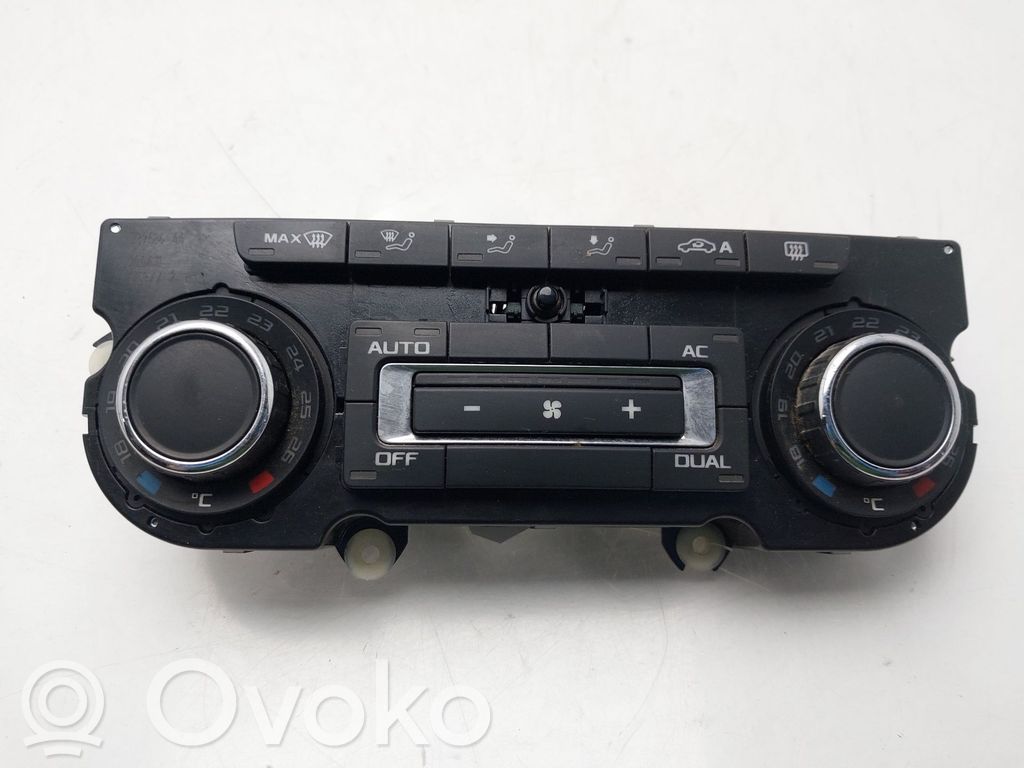 Skoda Octavia Mk2 (1Z) Unitate control climatizare 