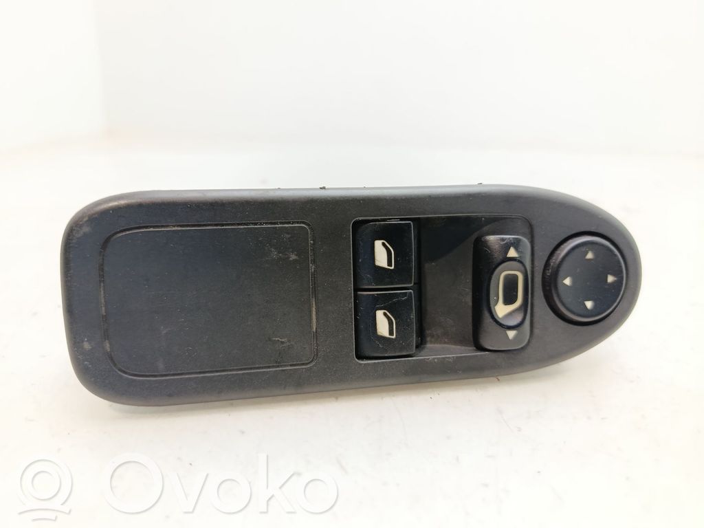 Citroen C5 Electric window control switch 