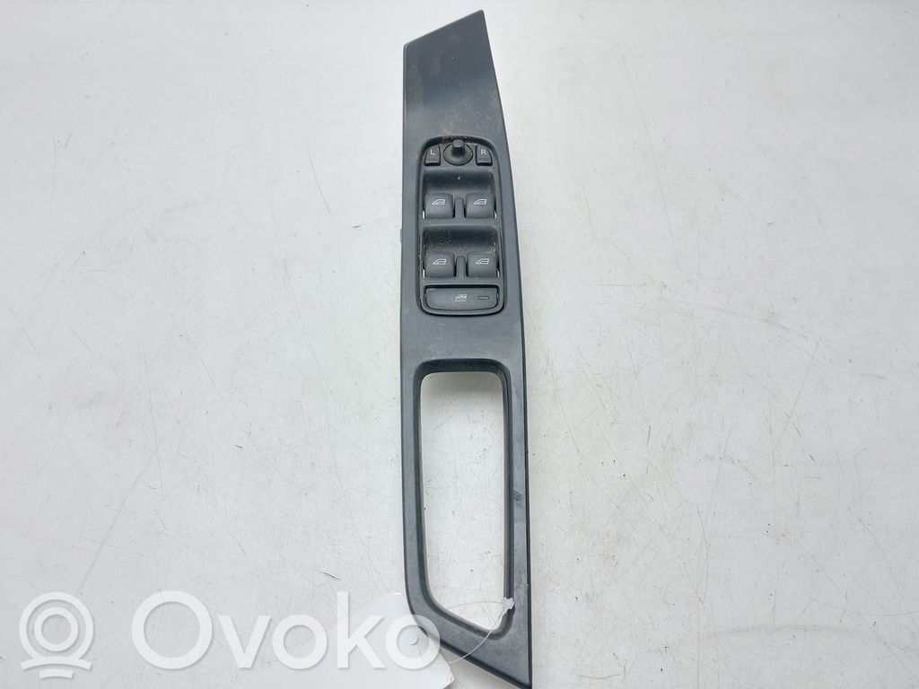 Comutator comandă geamuri electrice   31334346