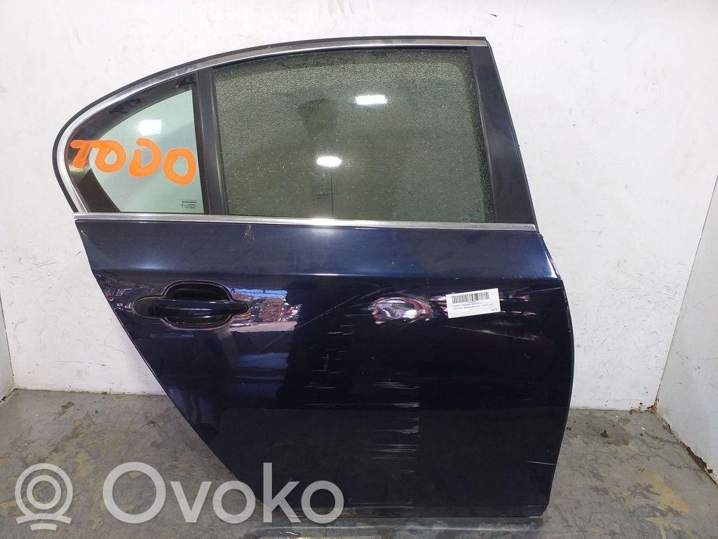 BMW 5 E60 E61 Aizmugurējās durvis 