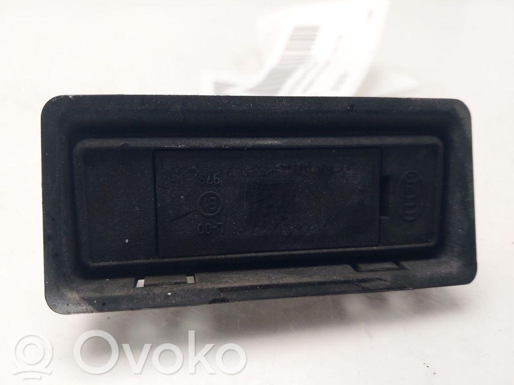 Peugeot 407 Éclairage de plaque d'immatriculation 
