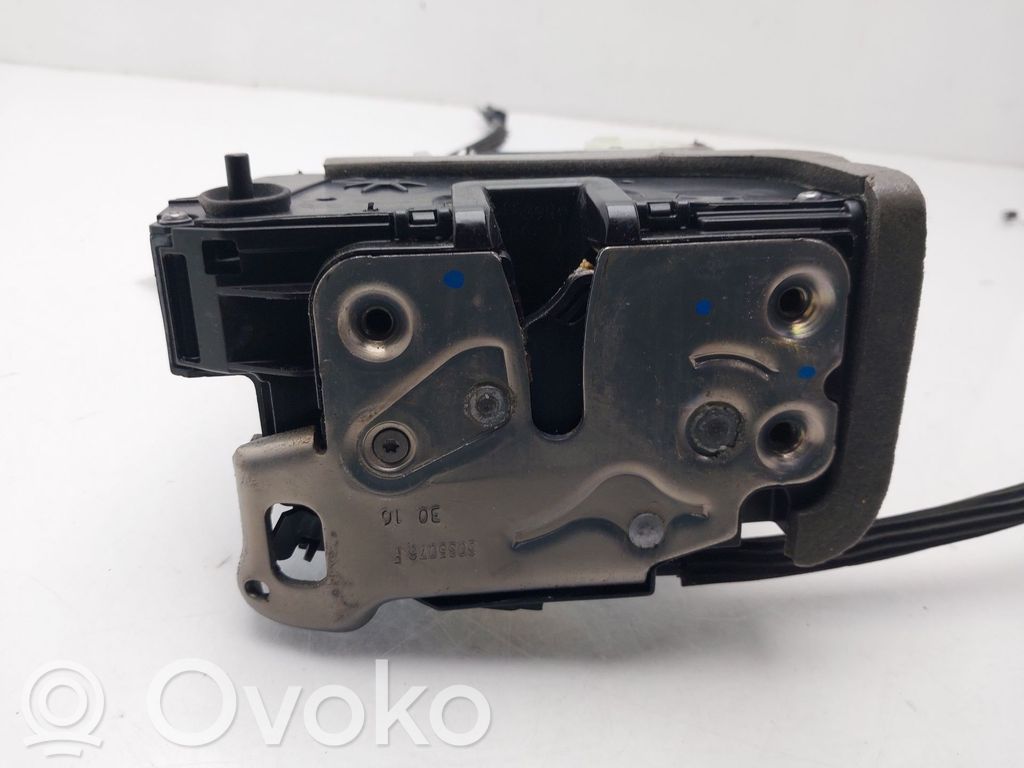 Opel Astra K Takaoven lukko 