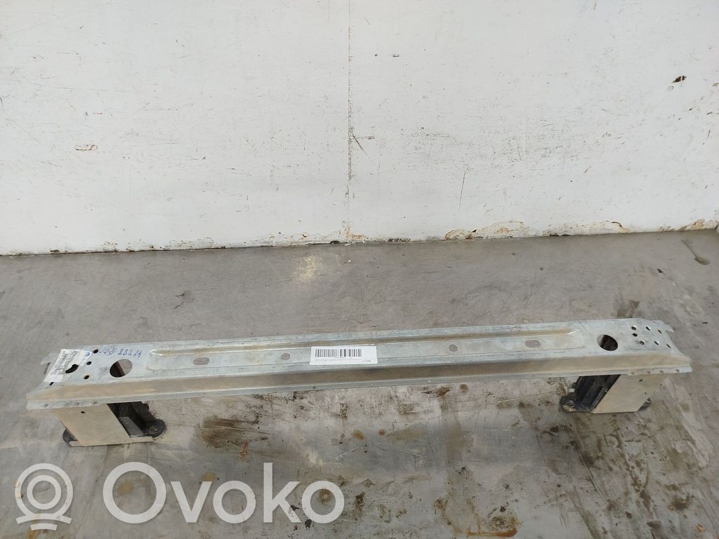 Fiat 500L Traversă bară spate 