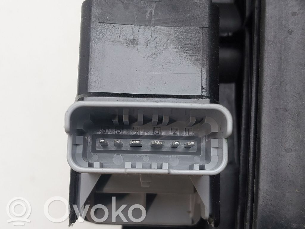 Peugeot 208 II Macara geam spate manuală 