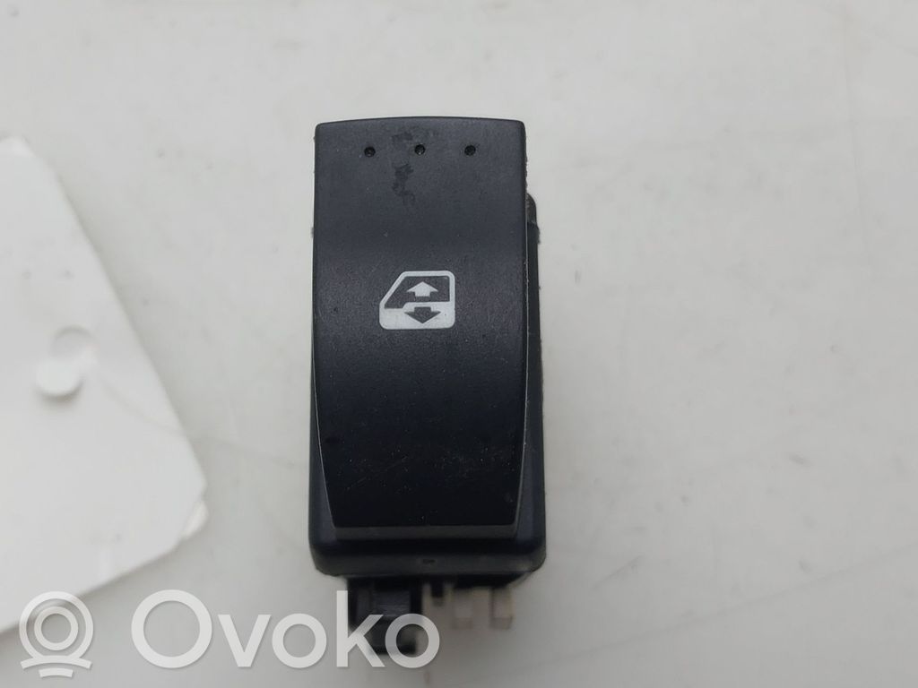 Renault Clio II Electric window control switch 