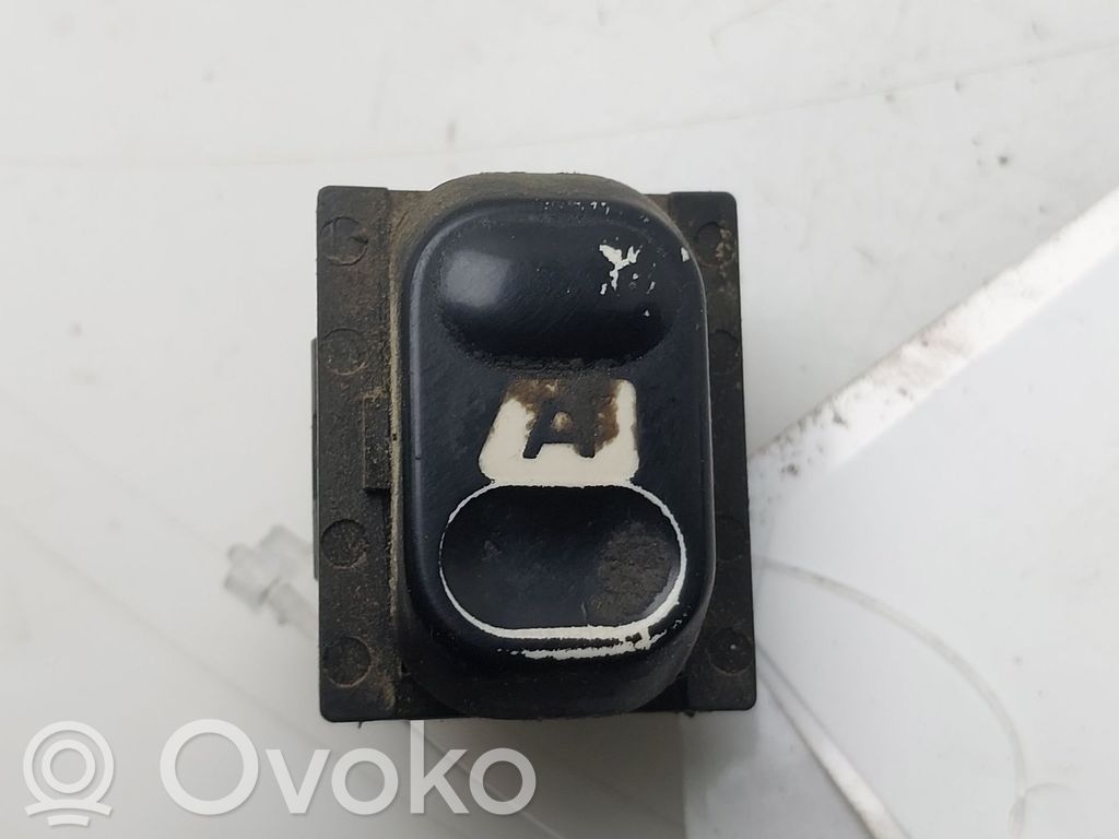 Citroen Berlingo Electric window control switch 