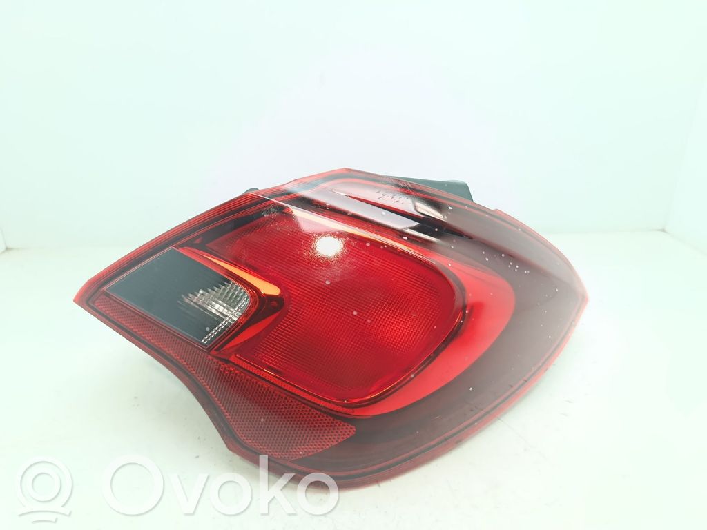 Luz trasera/de freno   39012622