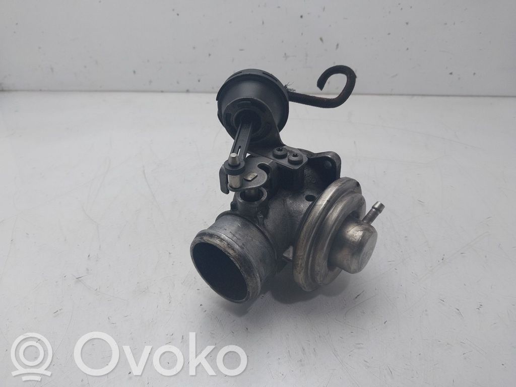 Válvula EGR   038131501E