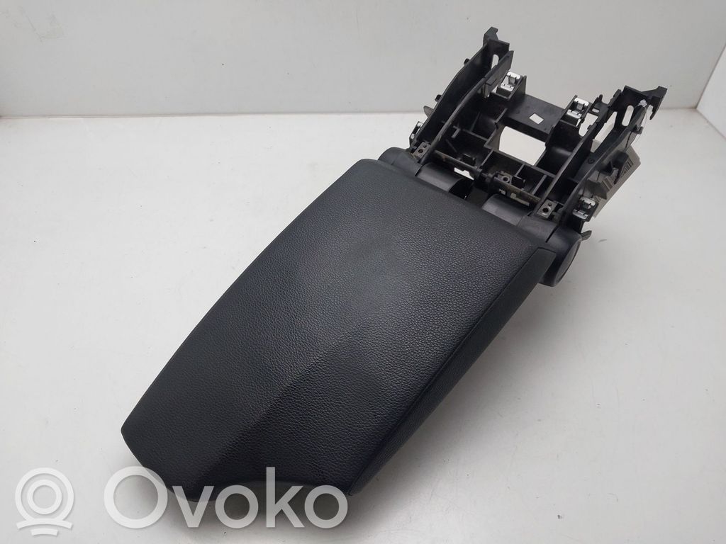BMW 1 E81 E87 Armrest 