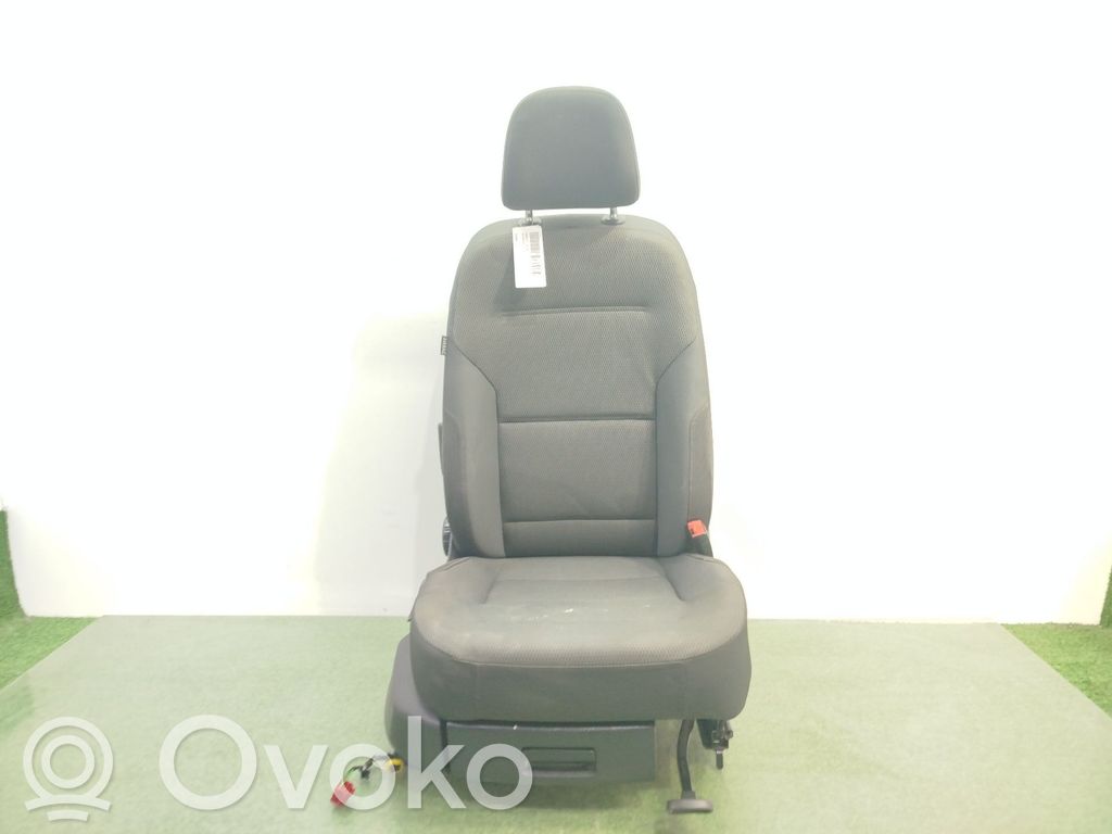 Volkswagen Golf VII Etumatkustajan istuin 