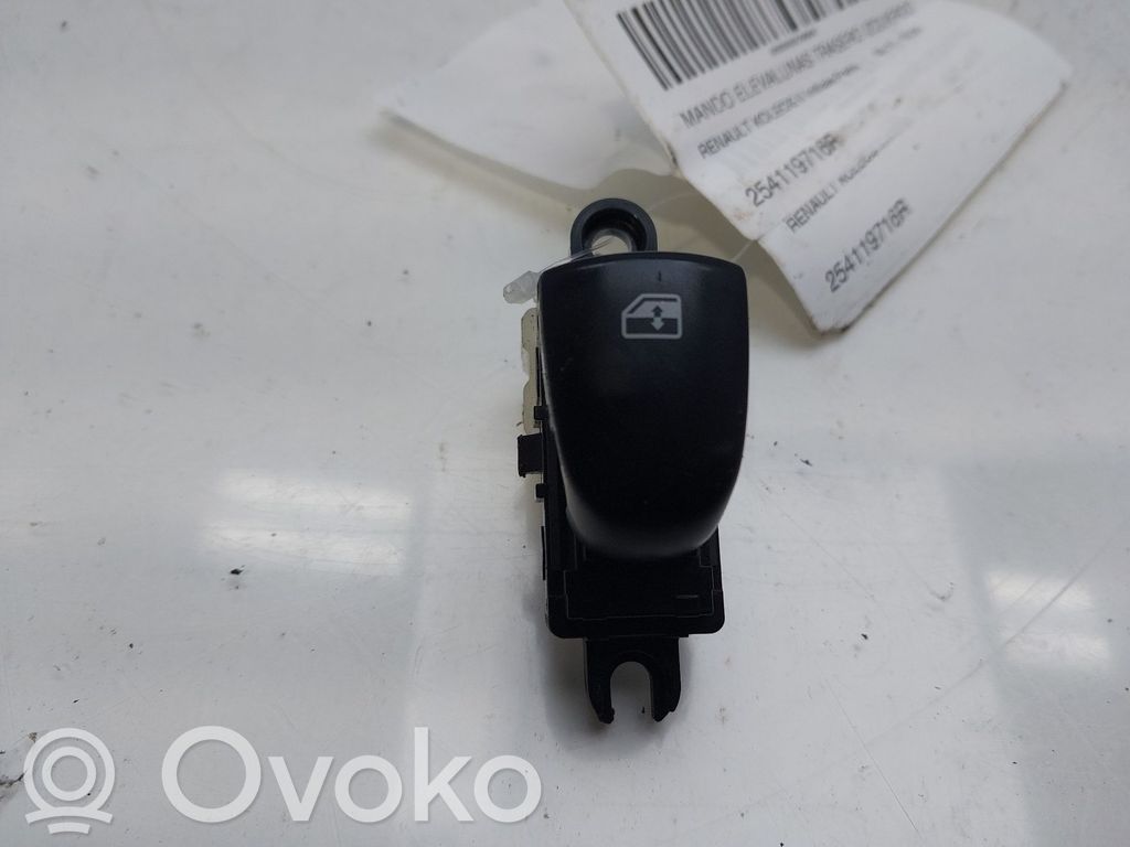 Renault Koleos II Electric window control switch 