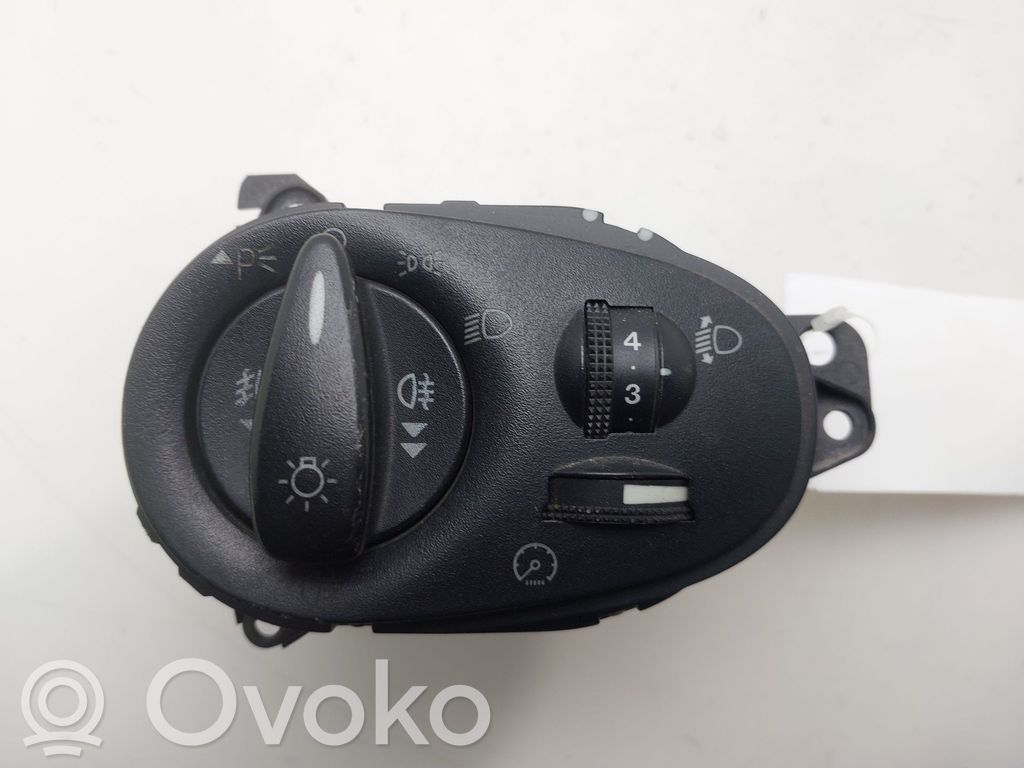 Ford Focus Lukturu slēdzis 