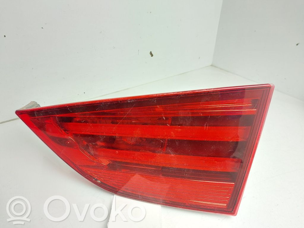 BMW X1 E84 Lampy tylnej klapy bagażnika 