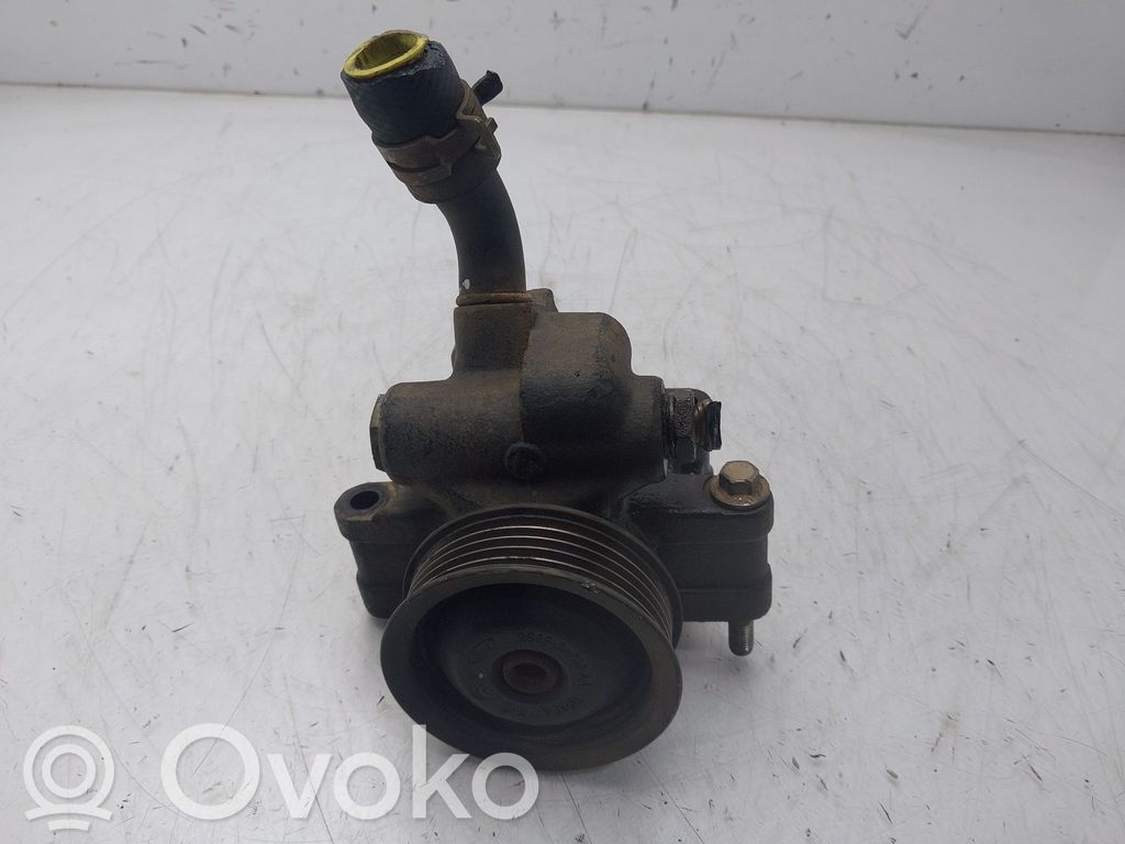 Ford Fiesta Ohjaustehostimen pumppu 