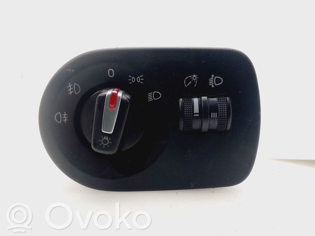 Seat Leon (1P) Interruptor de luz 