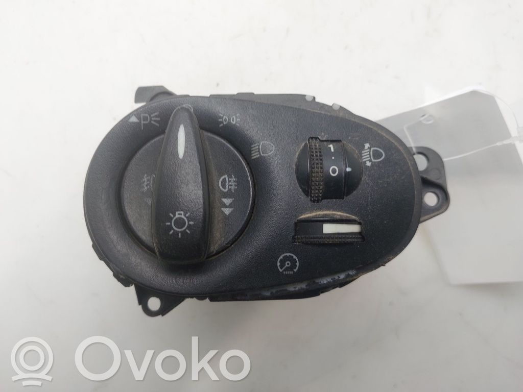 Ford Focus Lukturu slēdzis 