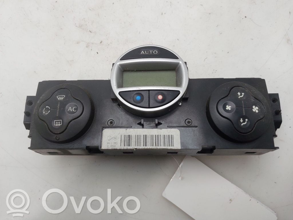 Renault Megane II Climate control unit 