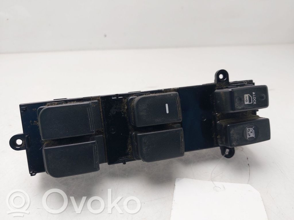 KIA Soul Interruptor del elevalunas eléctrico 
