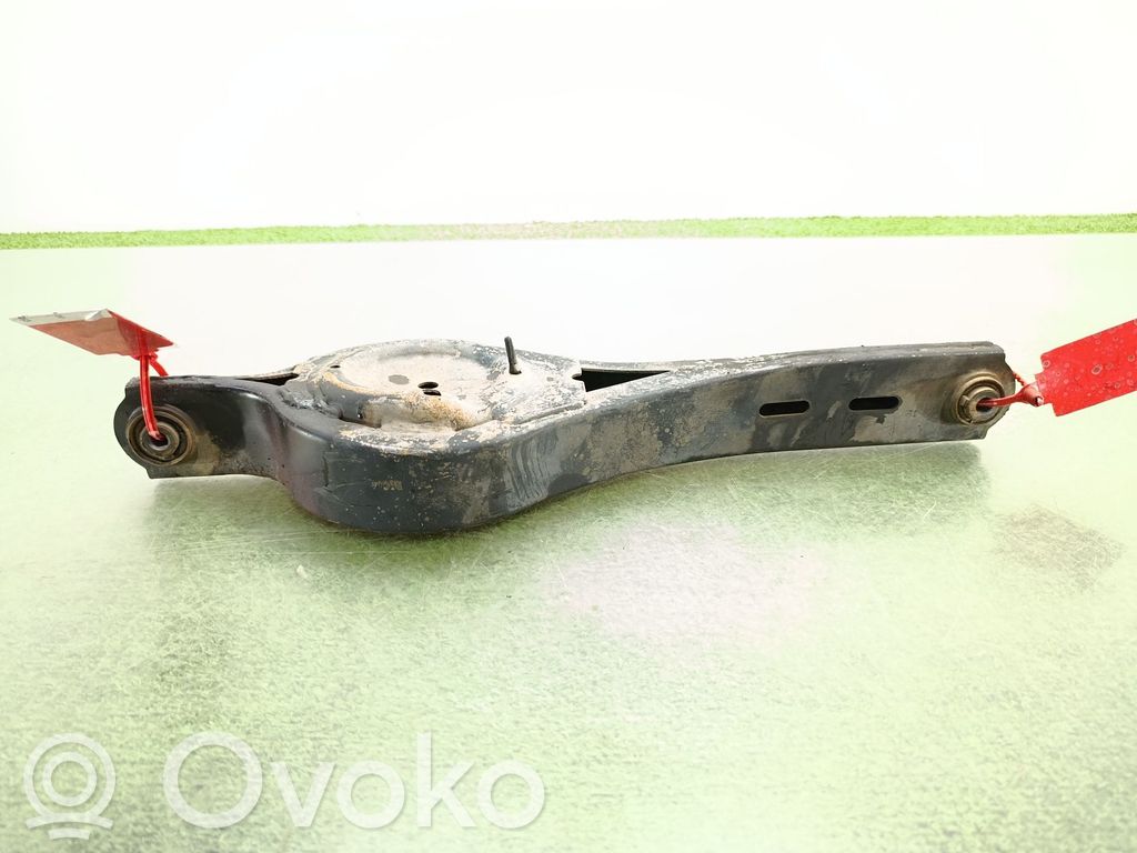 Ford S-MAX Takatukivarsi 