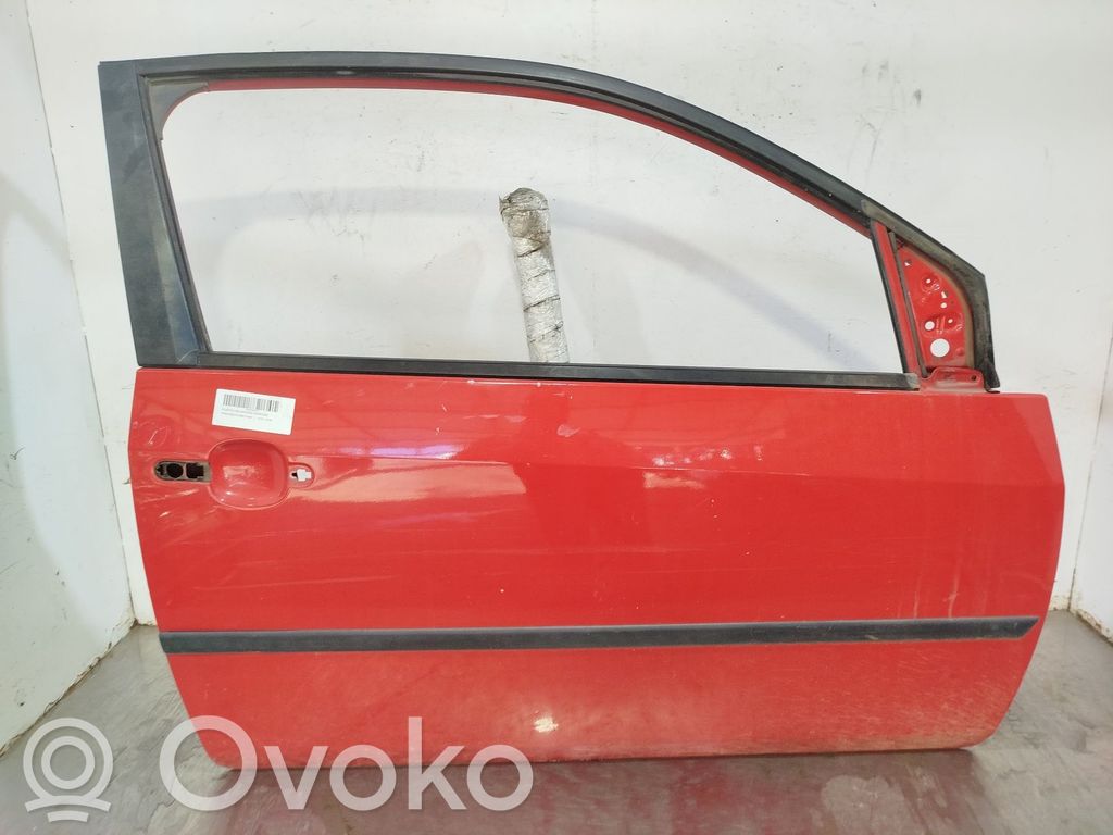 Ford Fiesta Puerta delantera 