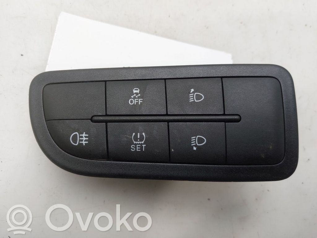 Fiat Tipo Interruptor de control multifunción 