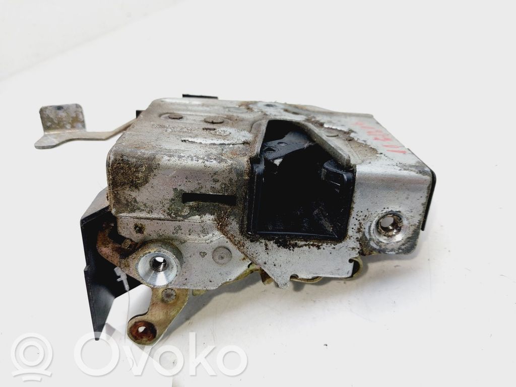 Etuoven lukko   51218169046