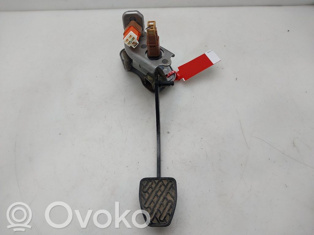 Nissan Juke I F15 Pedale del freno 