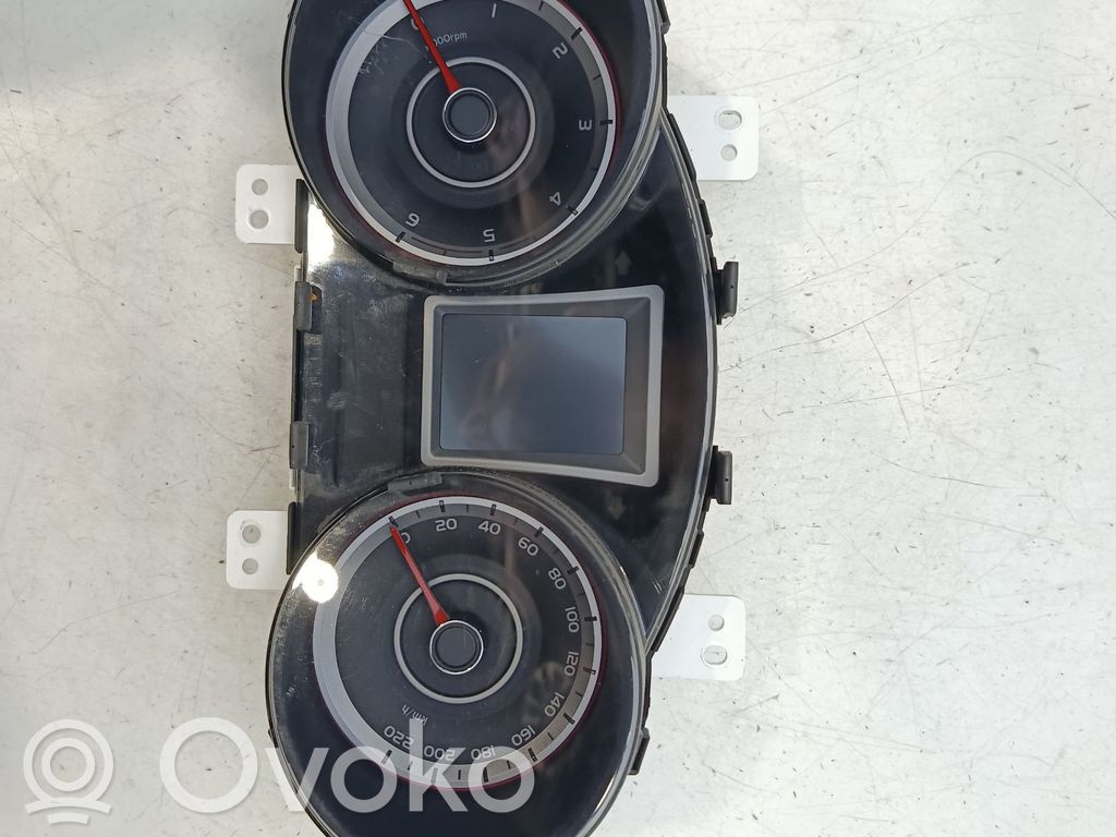 Geschwindigkeitsmesser Cockpit   8022035320