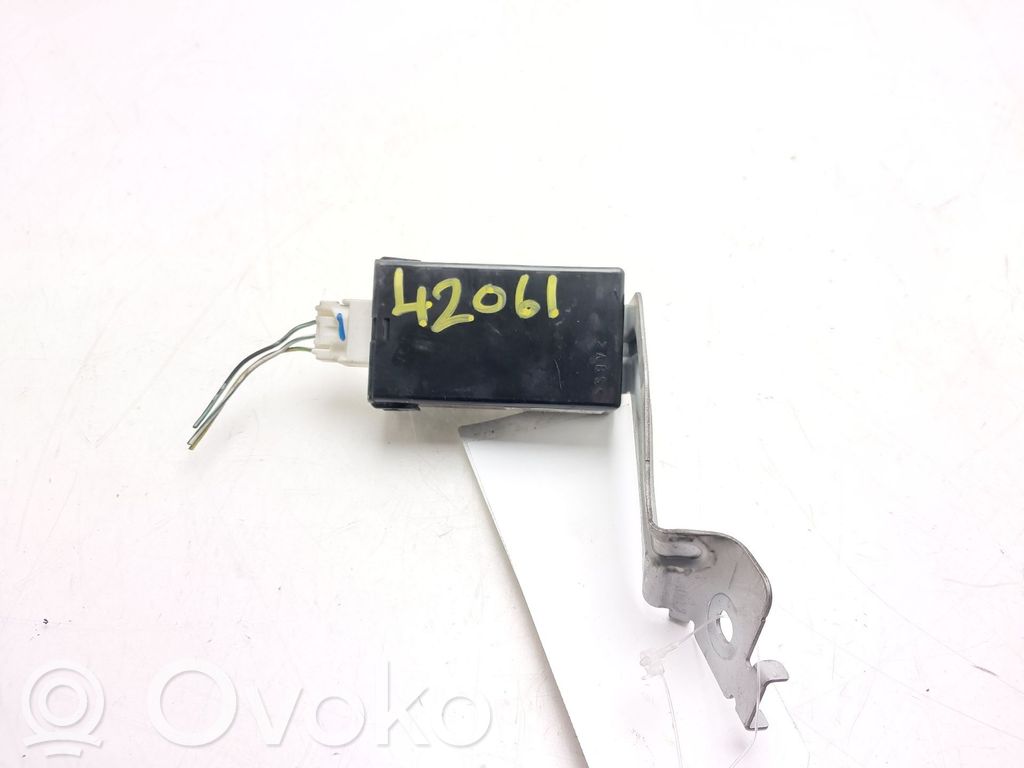 Otras unidades de control/módulos   EH62675R0