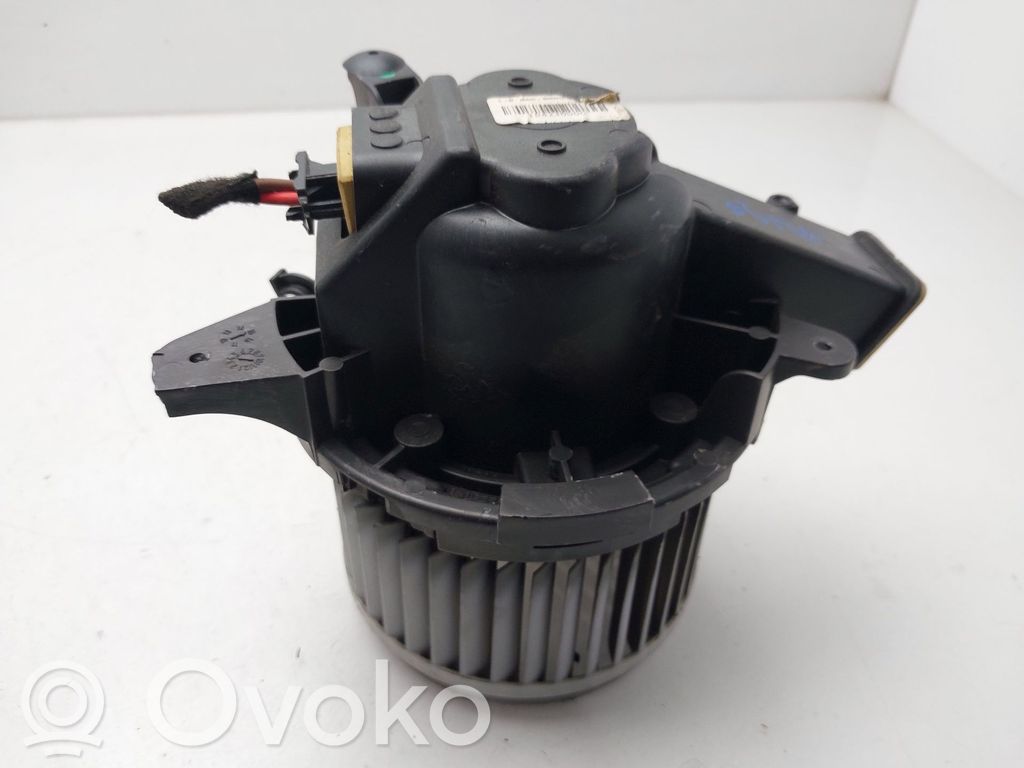 Fiat 500L Ventilator aerotermă