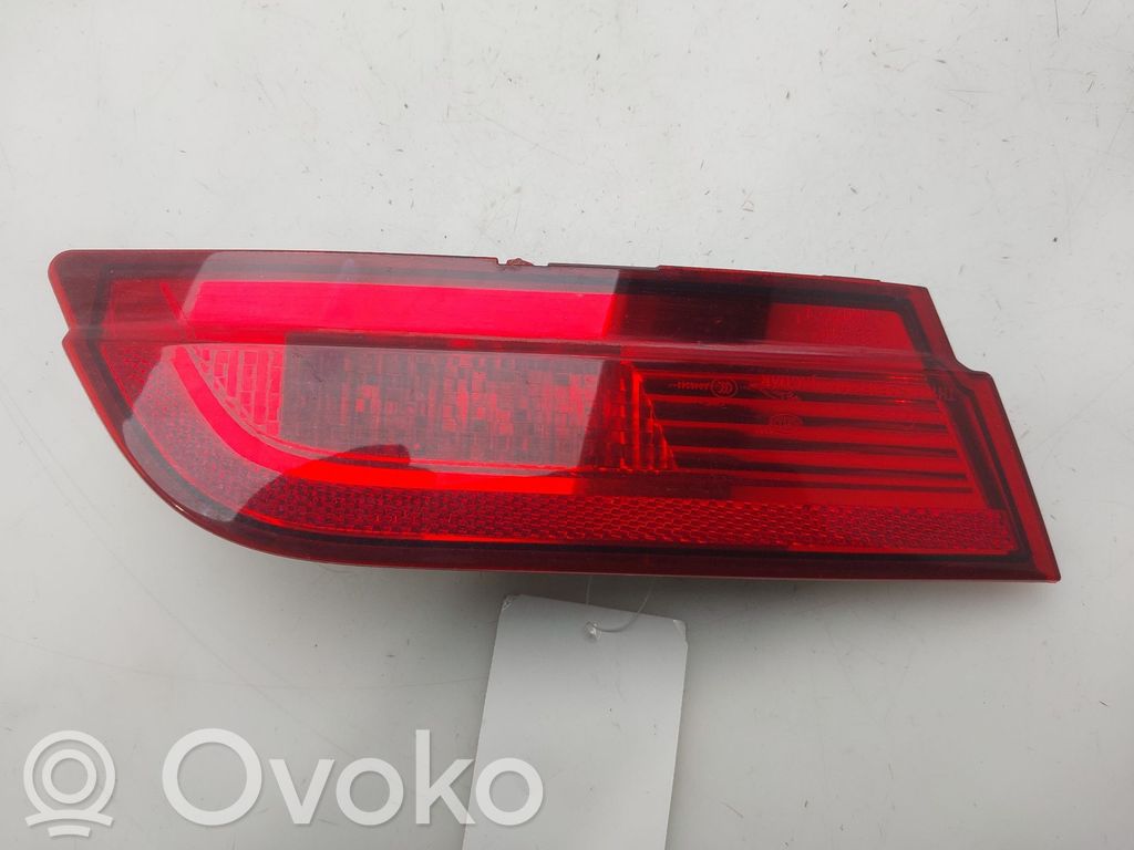 Jaguar XF X250 Lampy tylnej klapy bagażnika 