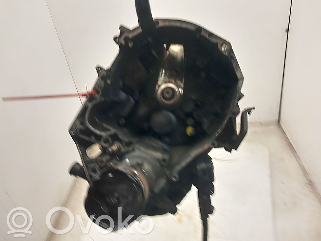 Renault Megane I Caja de cambios manual de 5 velocidades