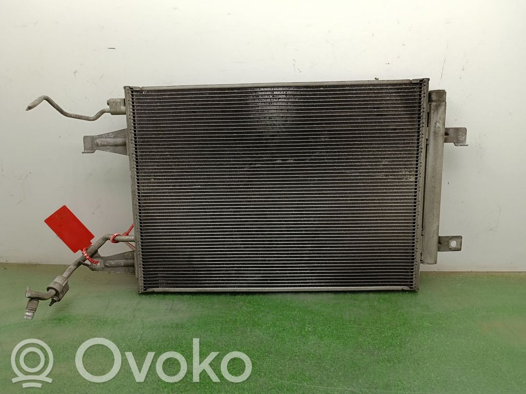 Mitsubishi Colt Jäähdyttimen lauhdutin (A/C)