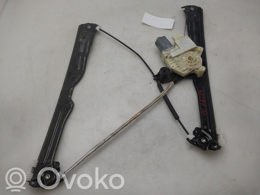 Peugeot 308 Regulador de puerta delantera con motor 