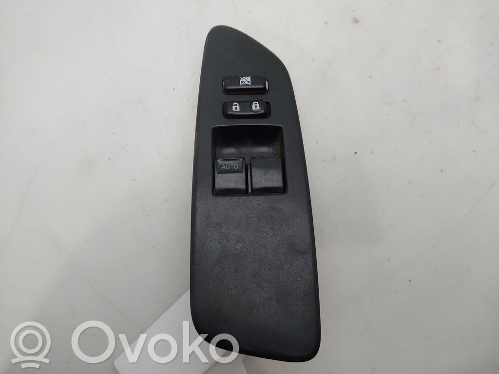 Toyota Auris E180 Sähkötoimisen ikkunan ohjauskytkin 