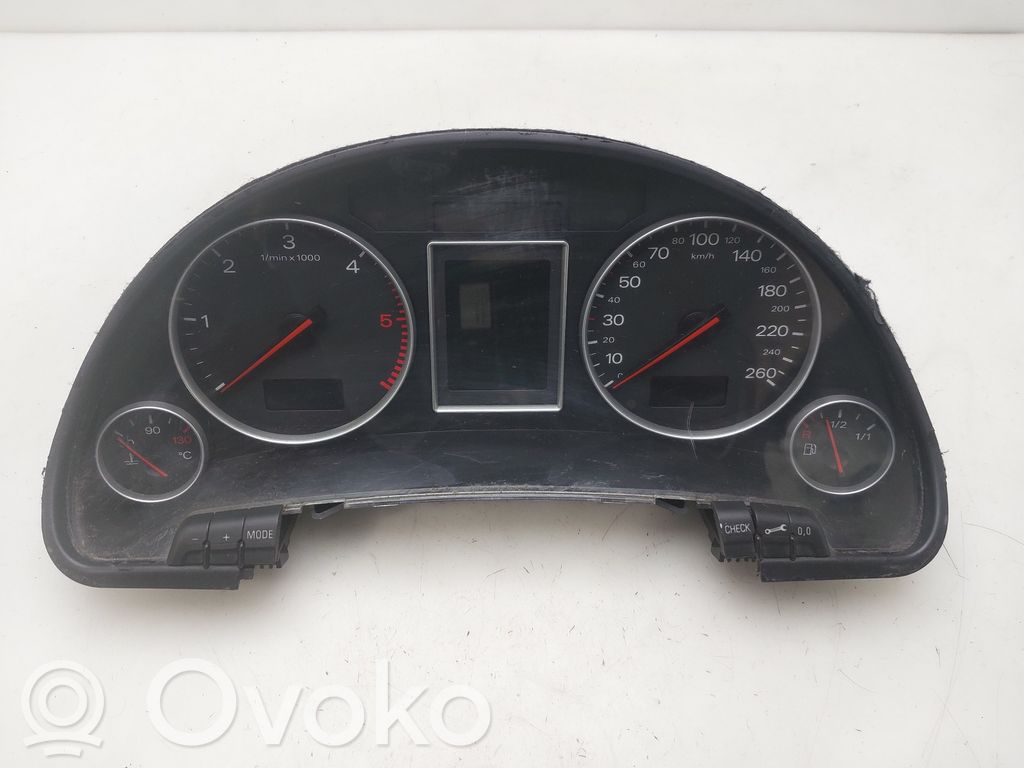 Audi A4 S4 B6 8E 8H Geschwindigkeitsmesser Cockpit 