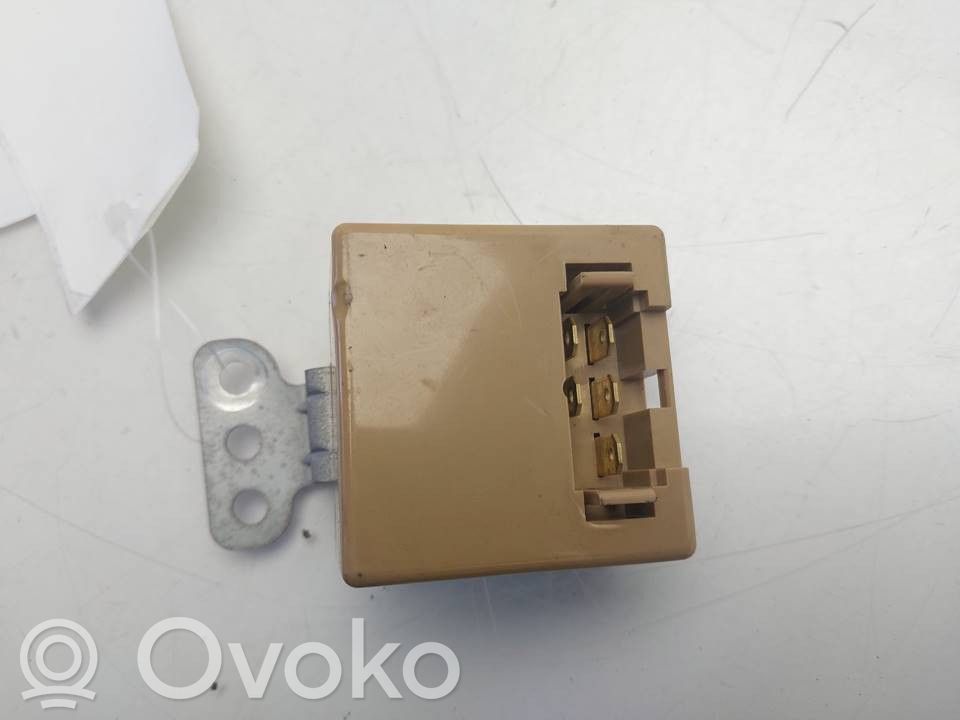 Mitsubishi Montero Alte unități/module de control 