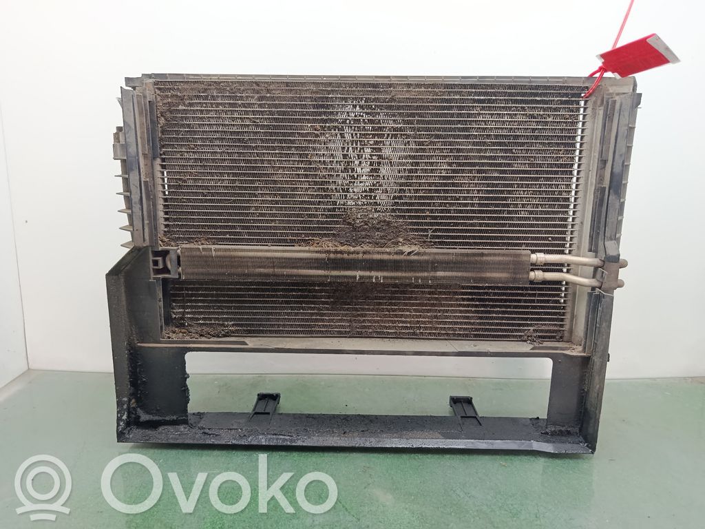 BMW 7 E65 E66 Конденсор кондиционера 