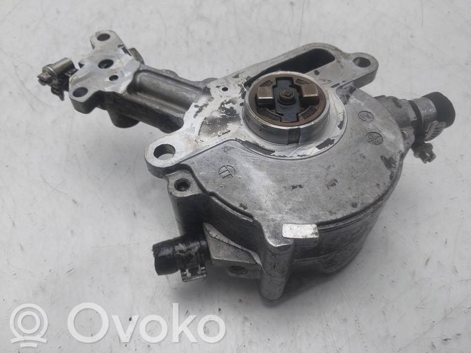 Audi A4 S4 B6 8E 8H Bomba de vacío